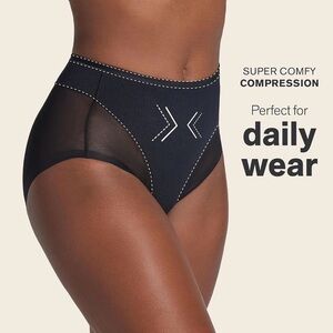 Leonisa Women's Seamless Tummy Control Rear Lifting Panty Shaper